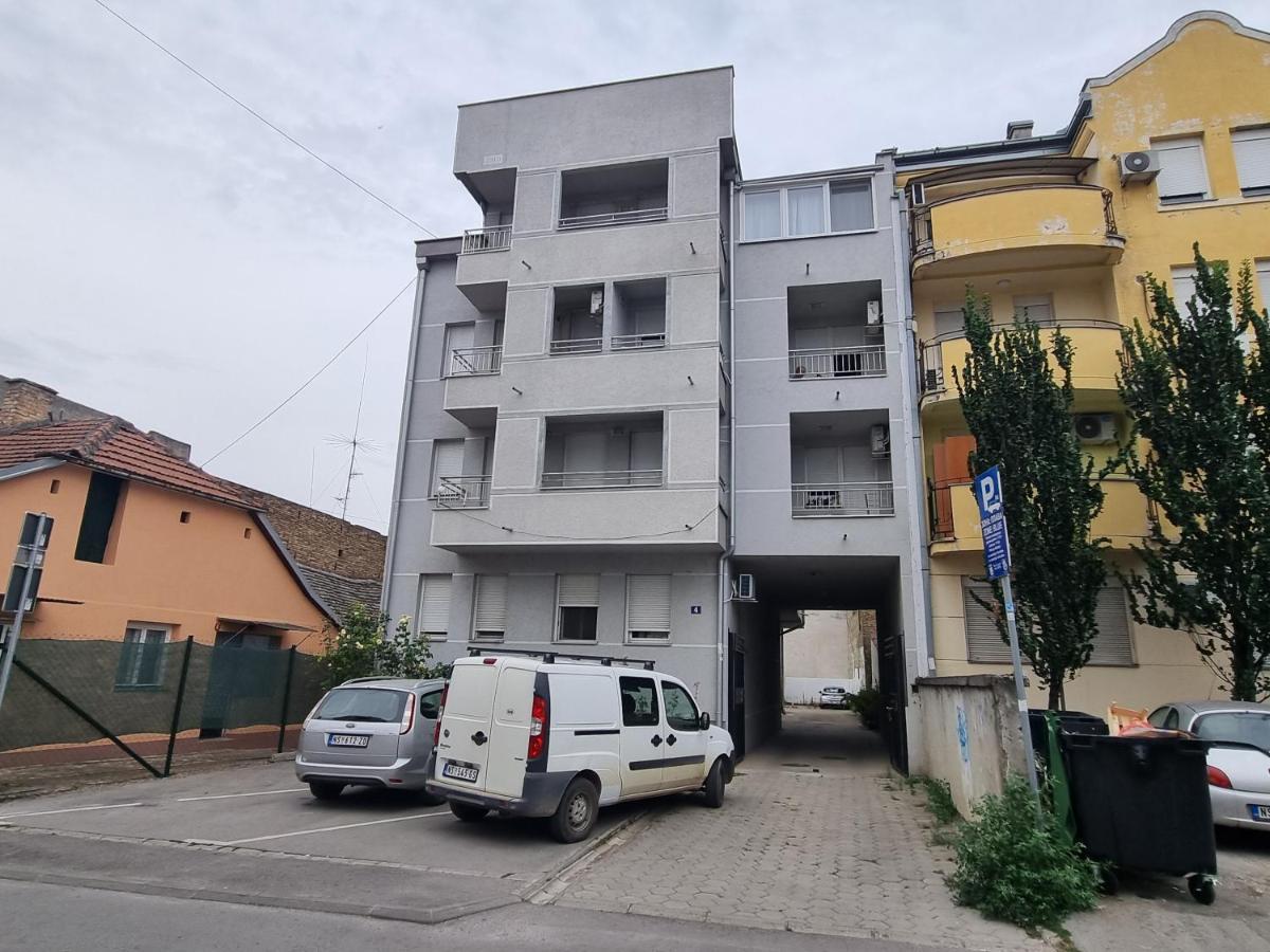 Likehome Life - Novi Sad Stevana Sremca Exterior foto